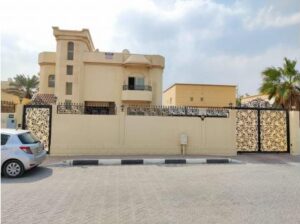 Commercial 5 Bed Room Hall Villa With Split Ac