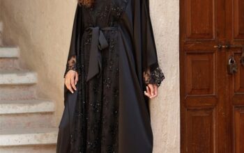 Stylish Abayas, Jalabiyas, Dresses Online