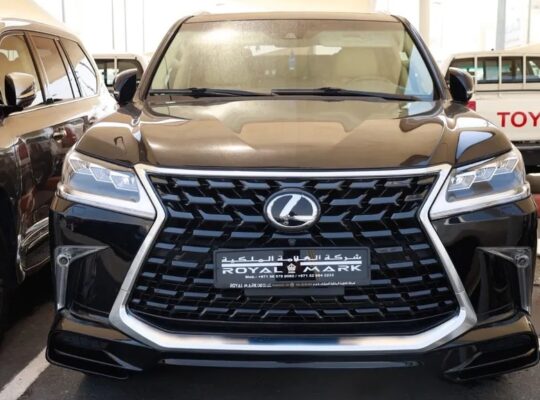 Lexus LX 570 2016 full option clean title