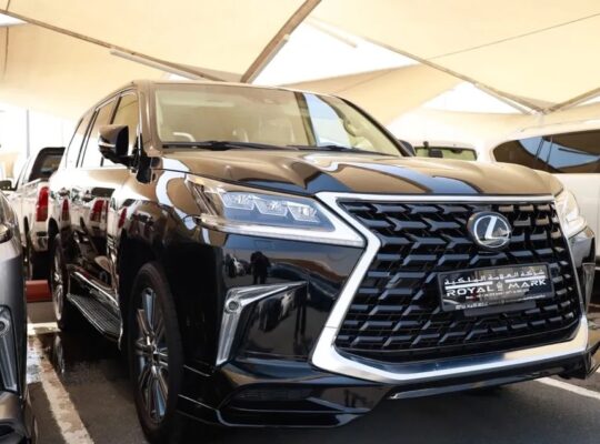 Lexus LX 570 2016 full option clean title