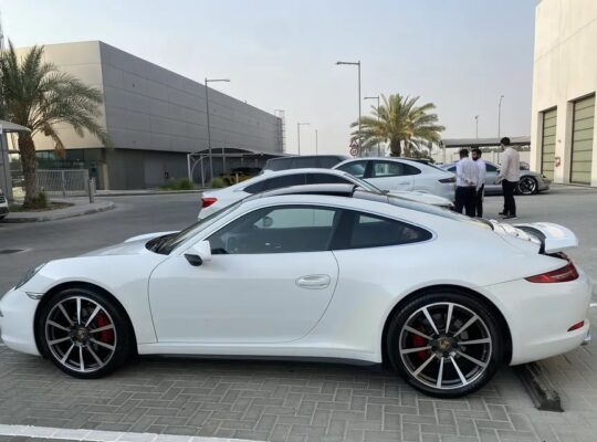 Porshe Carrera 911 4