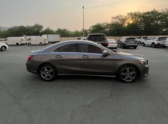 Mercedes benz CLA250 2014