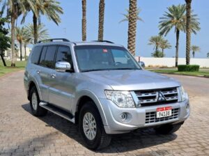 Low mileage Mitsubishi Pajero JLS