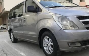 HYUNDAI H1