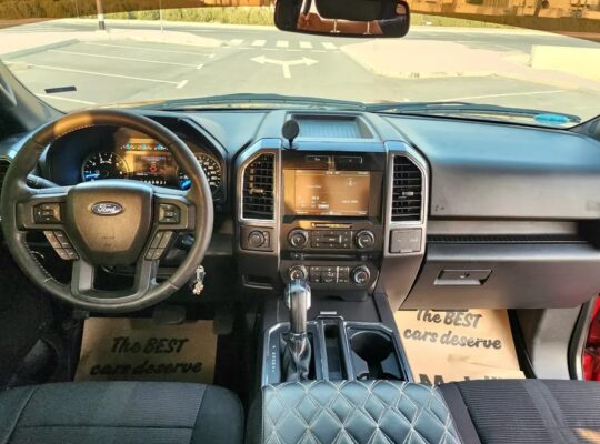 2016 Ford F150 XLT / Gcc Specs / V8 / Original Pai