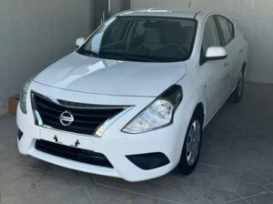 Nissan Sunny 2022