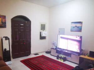 شهري بدون شيكات 2bhk غرفتين و صالة كبيرة