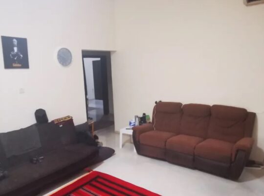 شهري بدون شيكات 2bhk غرفتين و صالة كبيرة