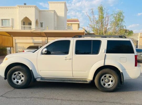 Nissan Pathfinder S Model 2011, Well Maintained