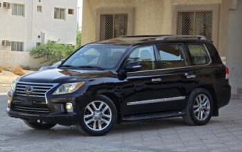 Lexus LX570 GCC V8 2012 price 91,000 AED