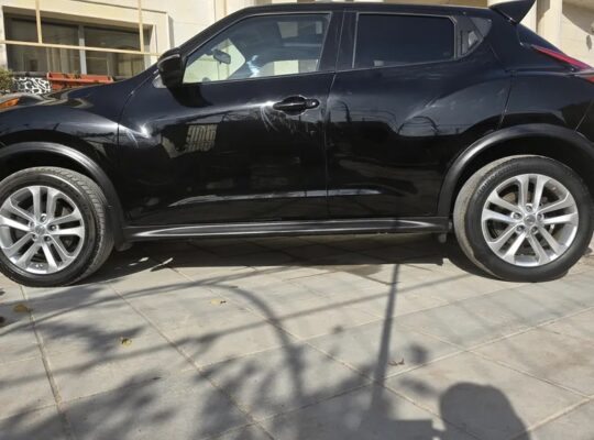 NIssan Juke SV 1.6 L 2015