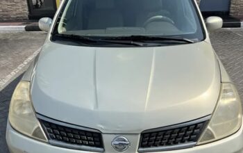 نيسان تيدا 2007 نظيفة جدا ( السعر قابل للتفاوض )