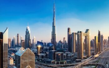 للبيع فندق بدخل 13‎%‎ بشارع الشيخ زايد