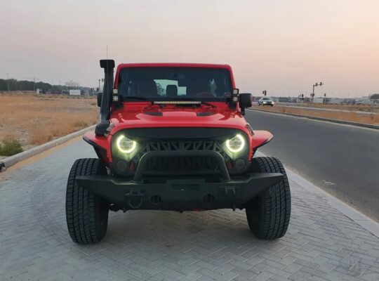 JEEP WRANGLER 2013 GCC VERY CLEAN IN SIDE AND OUT