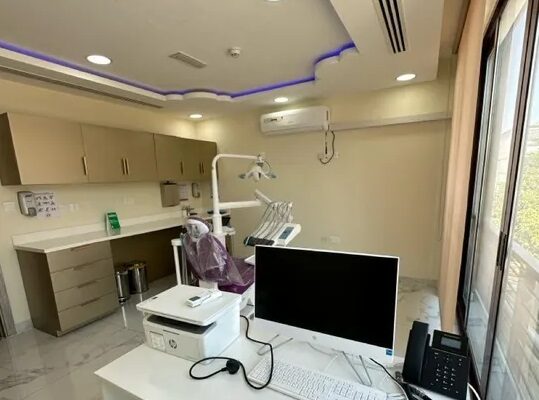 Dental room for rent