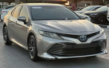 تويوتا كامري خليجي موديل 2019 بدون حوادث ضمان جير