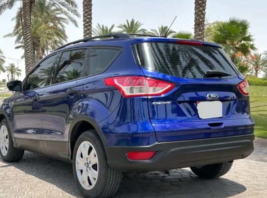 ford escape gcc specs still in very smooth conditi