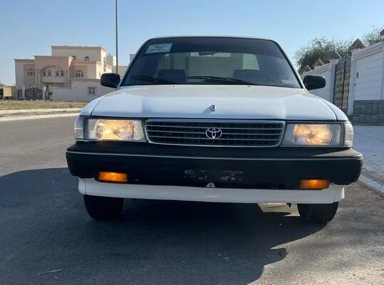 كلاسيك تويوتا كريسيدا 1993 للبيع