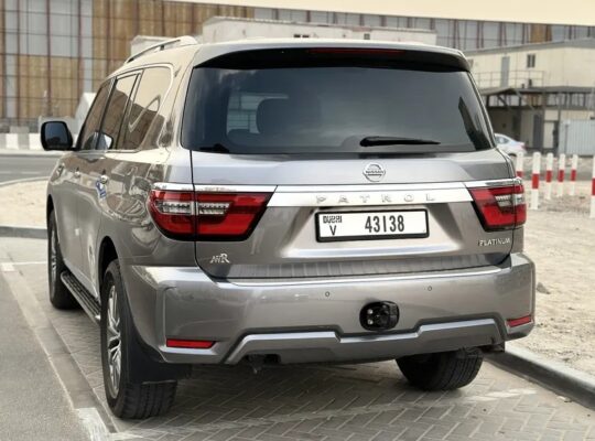 نيسان باترول 6 سلندر بلاتينيوم