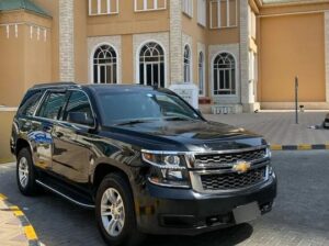 شيفورليه تاهو اسود داخل اسود بحالة ممتازة 2017 v8