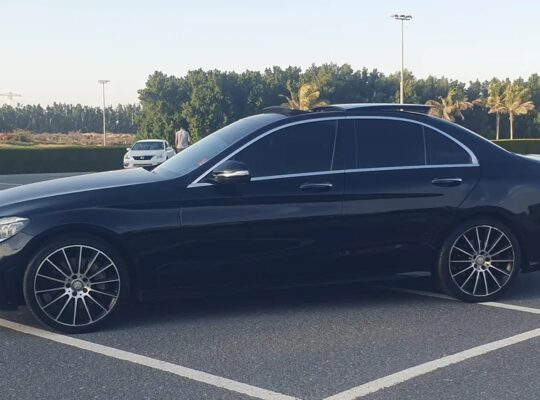 Mercedes C400 2015 Full options