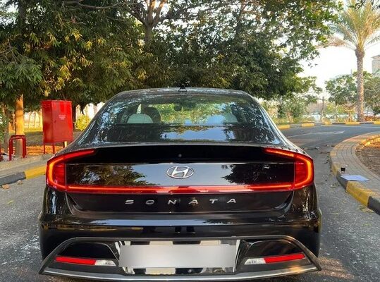 سوناتا 2020 .جنوط .كاميرا .مرايا قابلة للطي كهربائ