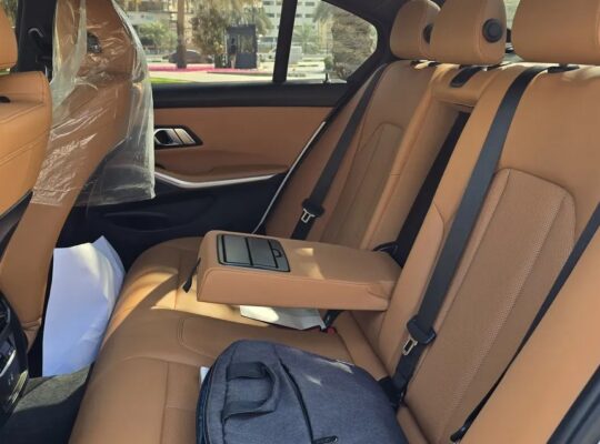 BMW 320 V4- 2.0L-رقم 1