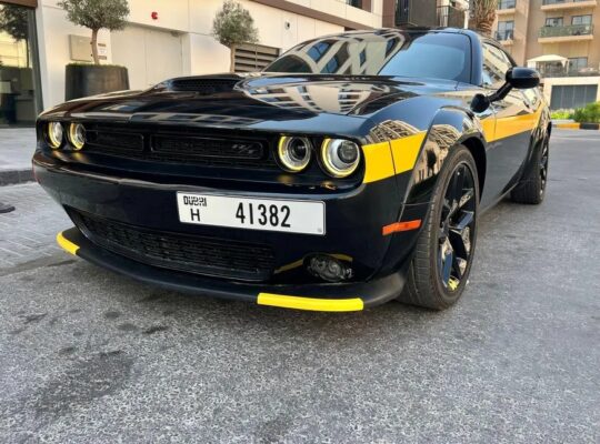 للبيع دودج تشالنجر جير عادي وارد امريكي نظيف