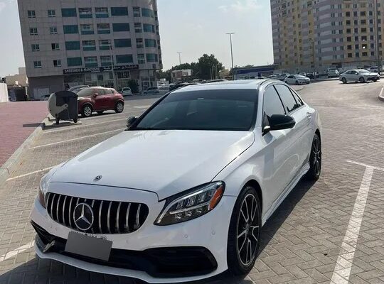 مرسيدس C300 موديل 2020بحالة ممتازة