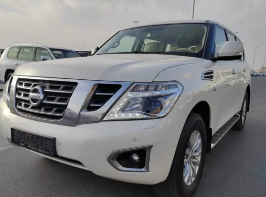 للبيع نيسان باترول تيتانيوم صبغ وكالة محركات وكالة