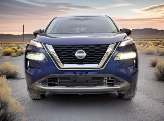 Nissan rogue 2023 4×4 (cash or bank instrument)