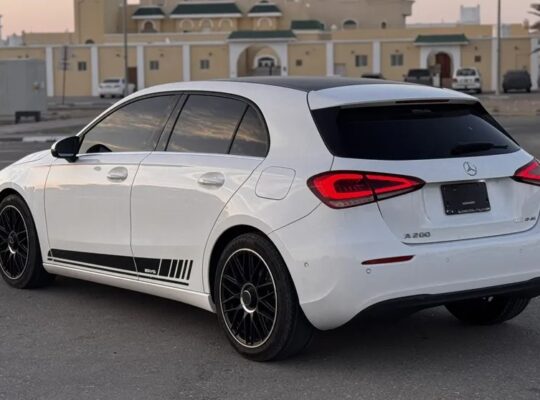 Mercedes A200 2019 GCC 4-cylinder 1300cc 44,000km