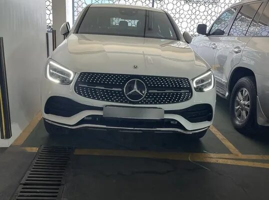 مرسيدس GLC300 coupe 2023