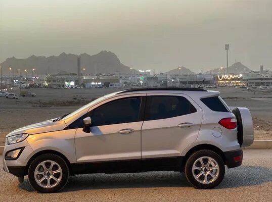 فورد ايكو سبورت 2021 خليجي فضي اللون