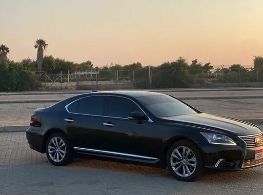 عرررررض شهر رمضان المبارك فقط لكزس LS460 موديل 201