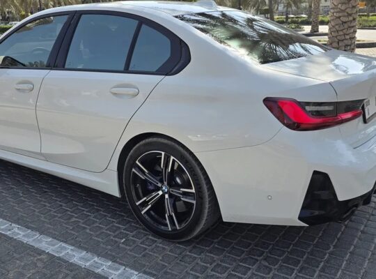 BMW 320 V4T- 2.0L-رقم 1