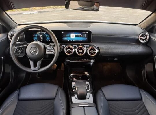 Mercedes A200 2019 GCC 4-cylinder 1300cc 44,000km