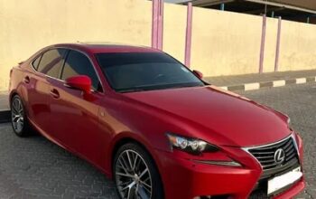 للبيع لكزس IS 200T 2016