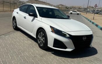 التيما S موديل 2024 ممشى 5600 ميل اللون ابيضّ