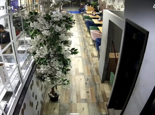 فرصة استثمارية مميزة – مطعم ناجح للبيع في عجمان