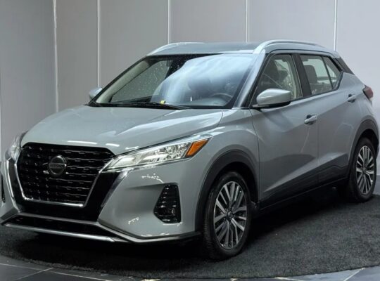 نيسان كيكس وارد أمريكي موديل 2021 SV ماشي 63113 مي