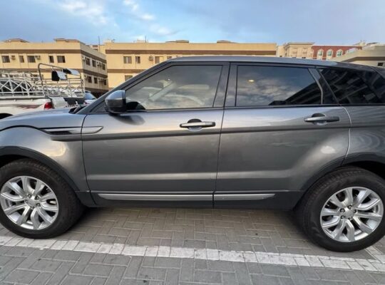 Range Rover Evouge sports 2019 car is very well ma