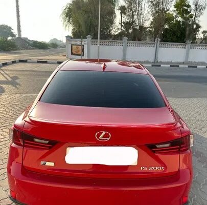 للبيع لكزس IS 200T 2016