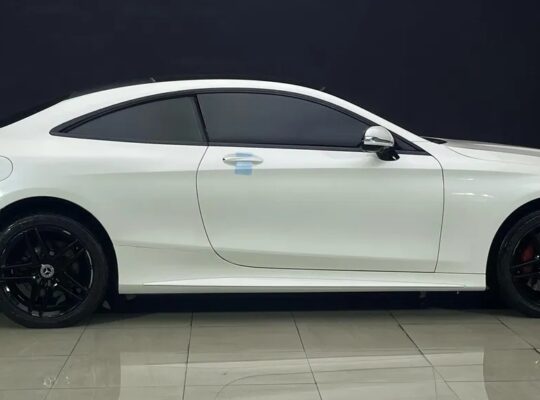 Mercedes Benz S550 coupe 2016 Full option amg