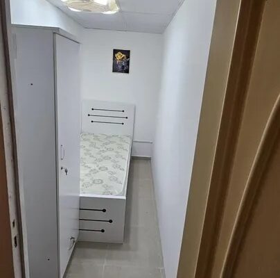 بارتشنات في شقة رائعة بشارع خليفة تتميز بالهدوء و