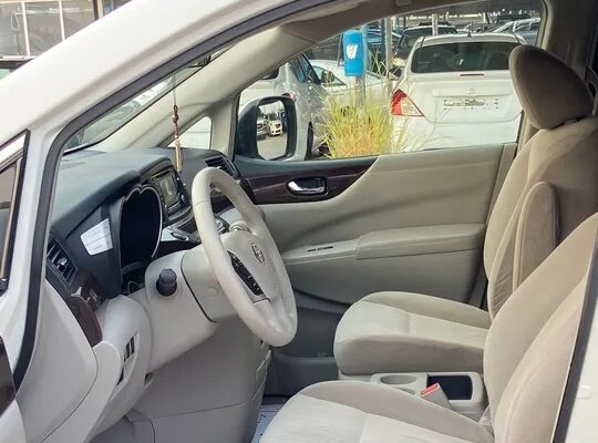 نيسان كويست وارد امريكا موديل 2017 7 مقاعد عائليه