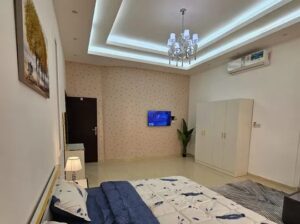 ستديوهات وغرف وصاله مفروش وغير مفروش شامل مياه كهر