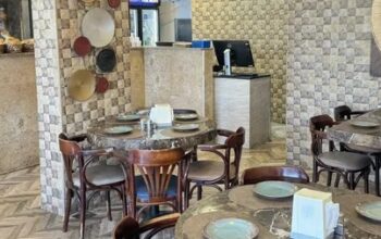 مطعم سوري للبيع ذو دخل جيد