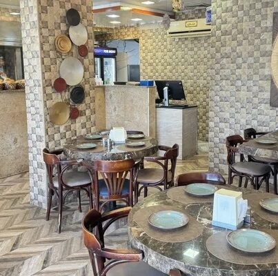 مطعم سوري للبيع ذو دخل جيد
