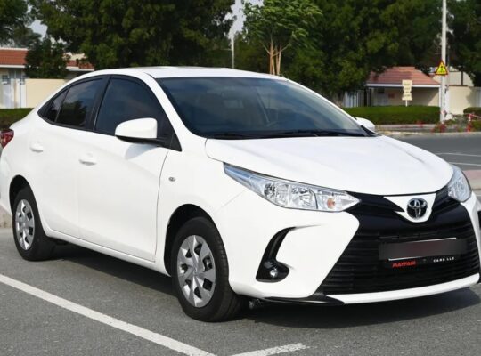 TOYOTA YARIS SE+ 2022 – BACK CAMERA – 3 KEYS
